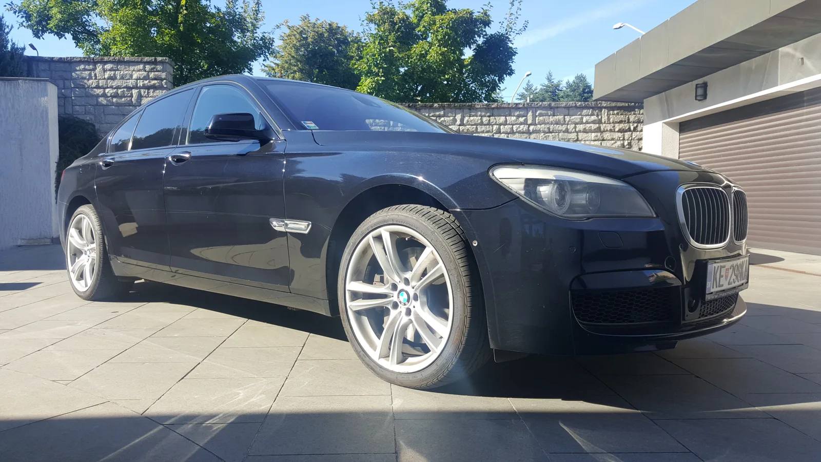BMW 750i xdrive