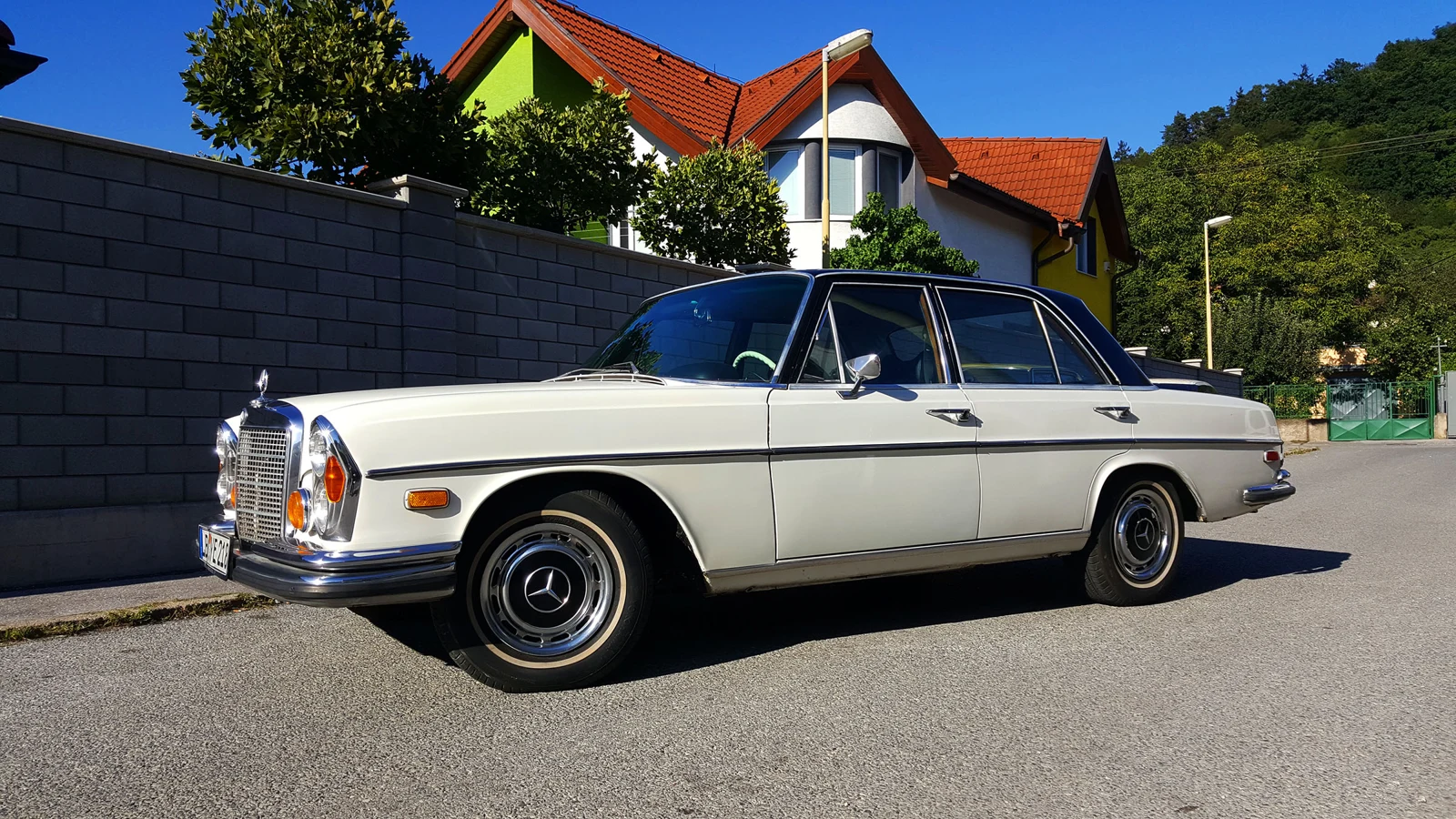 Klasický Mercedes-Benz z archívu P&P Motors