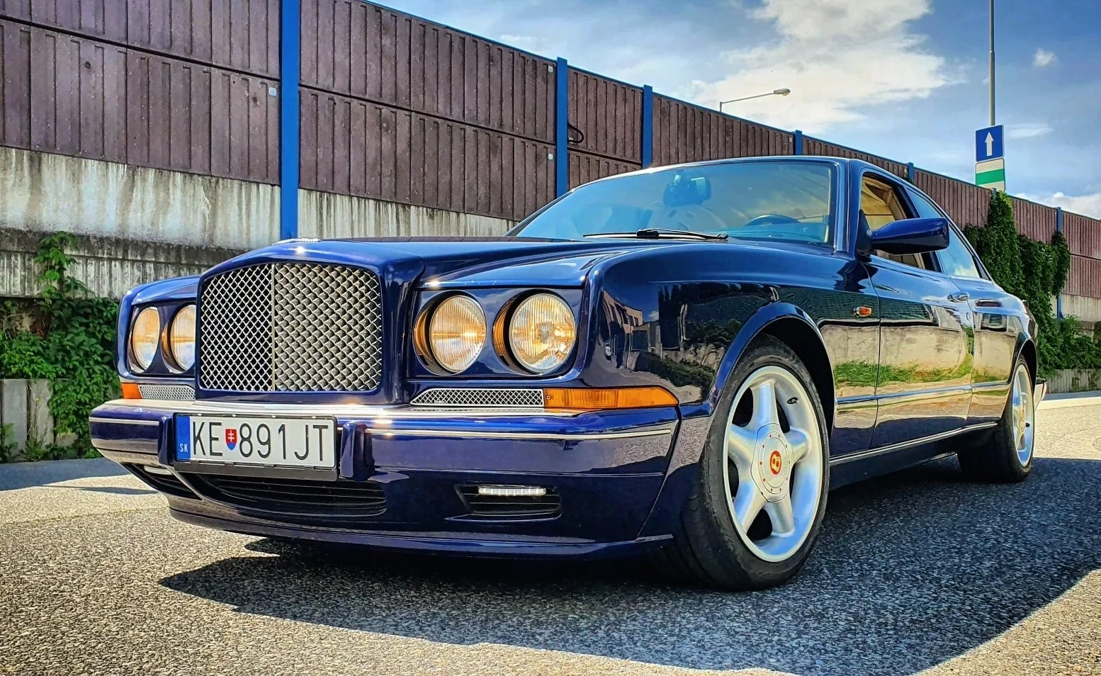Bentley Continental R 6.75L V8 Turbo