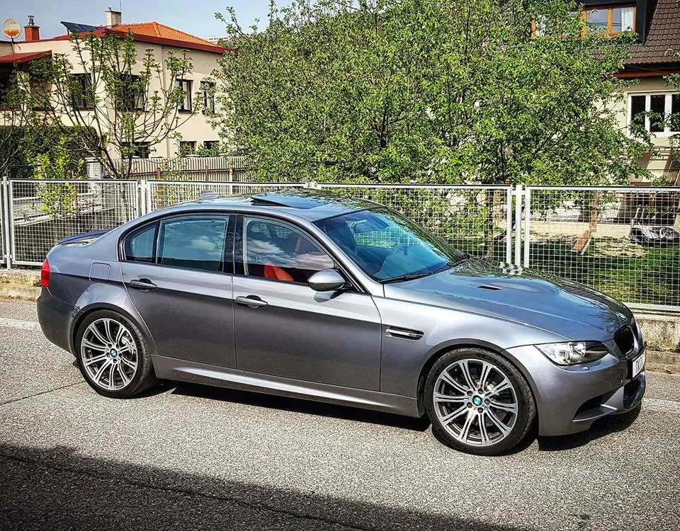 BMW M3 e90