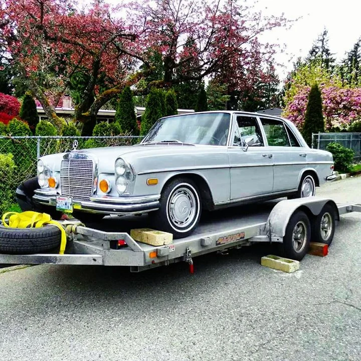 Preprava klasického Mercedes-Benz